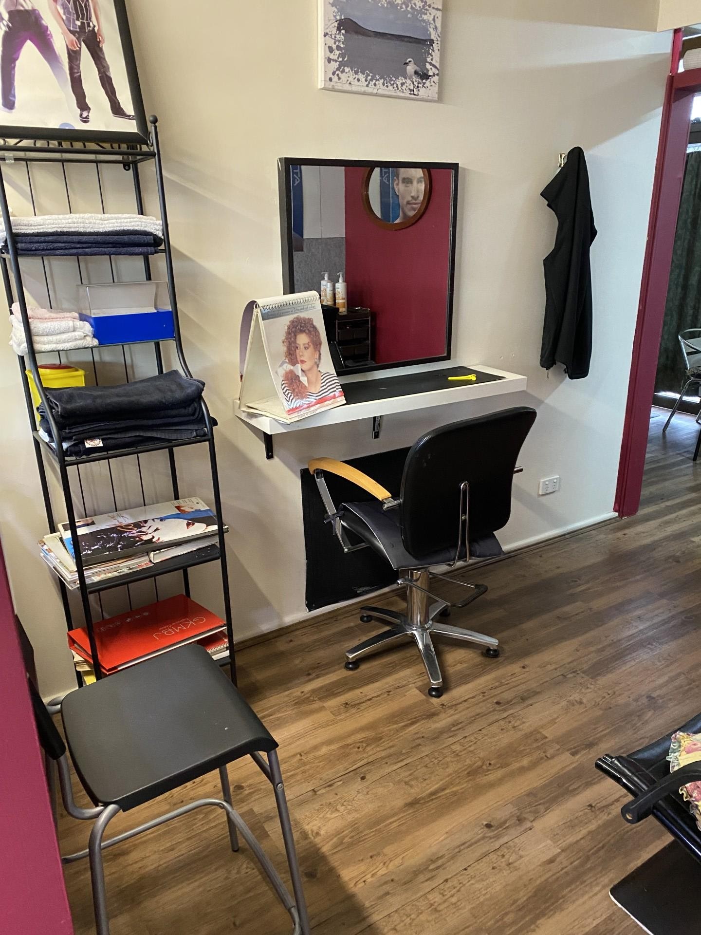 Thriving Men's Hairdresser / Barber Business in North Eastern Suburbs