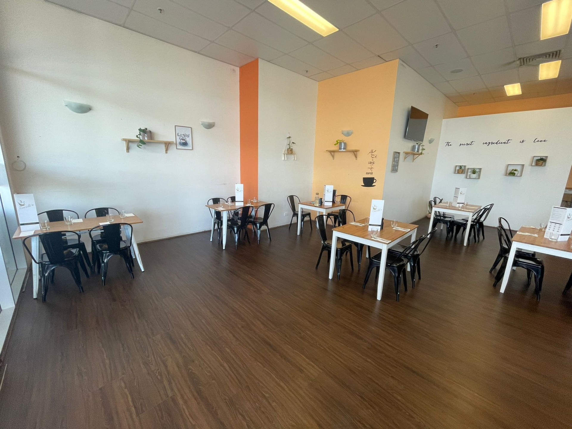 High Profit Italian Restaurant for Sale in Seaford Meadows SA, 5169