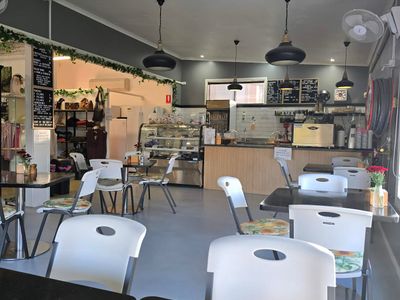 exceptional-cafe-amp-lifestyle-store-in-seaside-location-6
