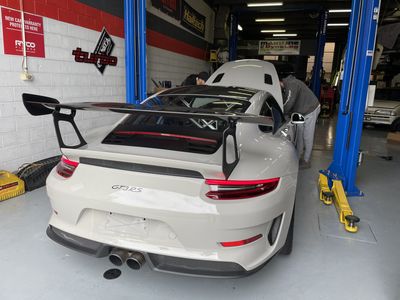 automotive-mechanical-repair-workshop-2