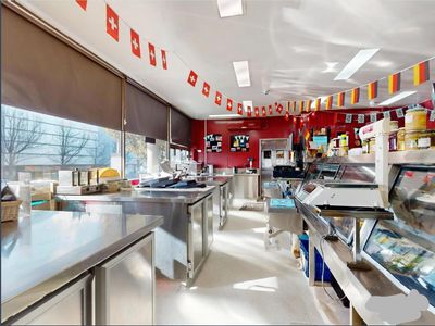 quot-walk-in-walk-out-quot-family-owned-delicences-retail-amp-manufacture-3