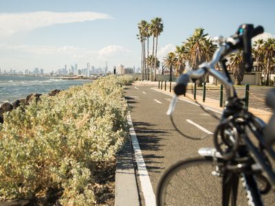 established-st-kilda-bicycle-business-for-sale-full-workshop-website-amp-2