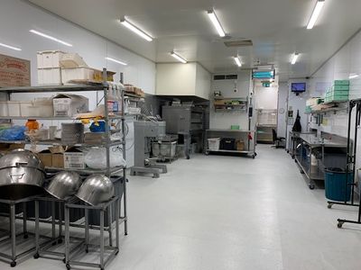 the-cheesecake-shop-orange-nsw-prime-business-opportunity-on-high-4