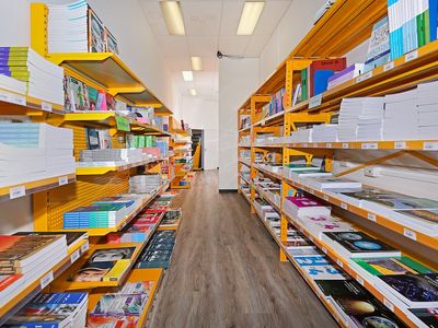 retail-amp-online-one-of-a-kind-huge-growth-opportunities-3