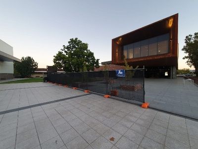 a-plus-temporary-fencing-2
