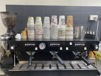 popular-central-cbd-cafe-0