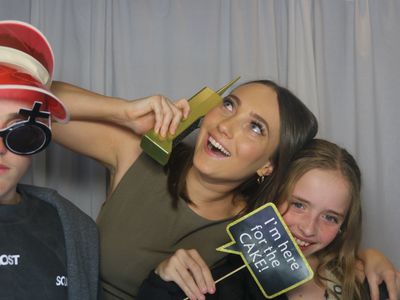 turn-key-photo-booth-business-opportunity-4