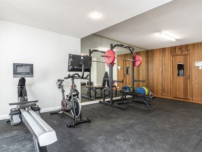 iconic-award-winning-hotel-and-function-centre-for-sale-9