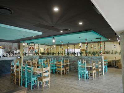 fully-established-restaurant-with-option-to-continue-existing-mexican-franchise-2