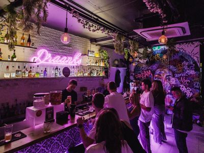 next-episode-bar-new-york-inspired-speakeasy-cocktail-bar-1
