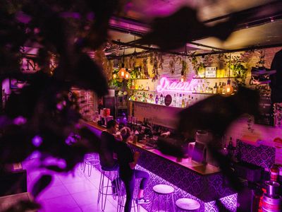 next-episode-bar-new-york-inspired-speakeasy-cocktail-bar-3