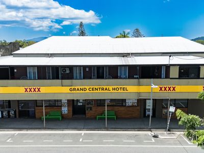 grand-central-hotel-proserpine-0
