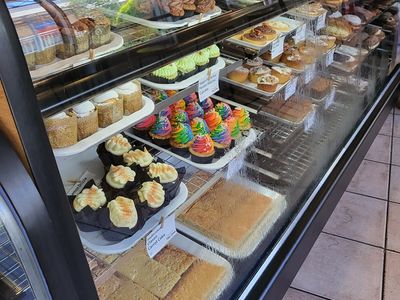 popular-caf-233-amp-bakery-in-stirling-adelaide-hills-7