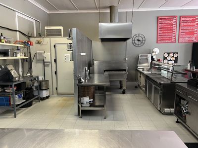 monte-bello-pizza-amp-restaurant-8