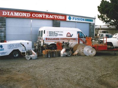 a-tasmanian-icon-diamond-contractors-for-sale-after-40-years-owner-retired-0