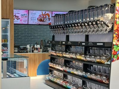 fully-fitted-self-serve-dessert-bar-independent-business-1