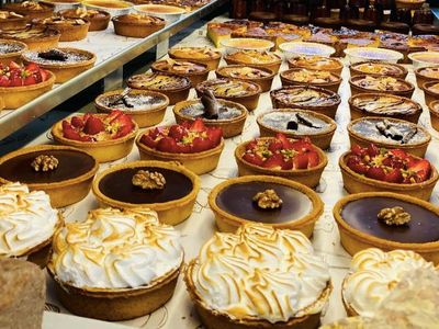 bakery-patisserie-charcuterie-for-sale-in-adelaide-central-market-1