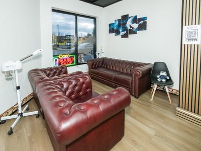 barber-shop-for-sale-7