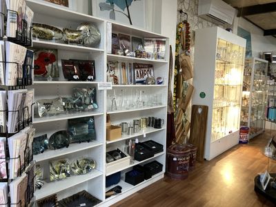 trophy-engraving-amp-gift-shop-4