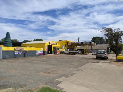 crossroads-tyre-service-2