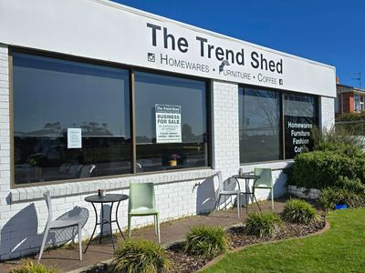 exceptional-cafe-amp-lifestyle-store-in-seaside-location-0