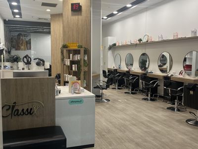 classix-hair-salon-busy-and-beautiful-turnkey-businesses-for-sale-9