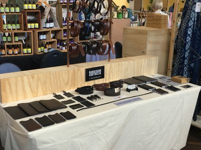 premium-leather-goods-manufacturer-7