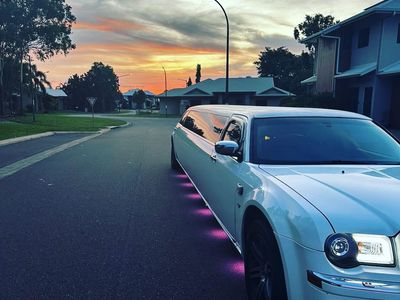 darwin-deluxe-limousines-6
