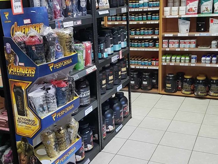 owner-operator-retail-supplement-store-2