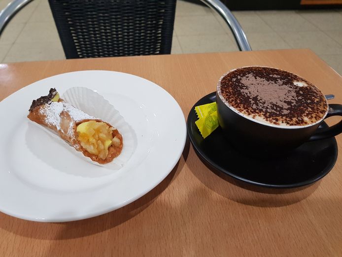 cafe-coffee-shop-1