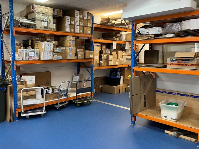 pack-amp-send-franchise-highly-successful-logistics-business-for-sale-3