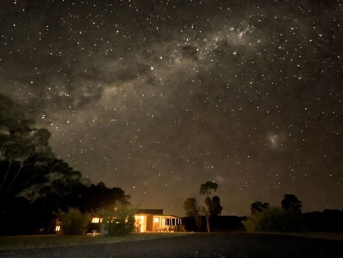 dark-sky-hill-turnkey-astro-tourism-property-with-private-observatory-and-8