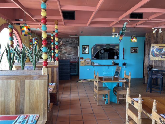 fully-established-restaurant-with-option-to-continue-existing-mexican-franchise-1