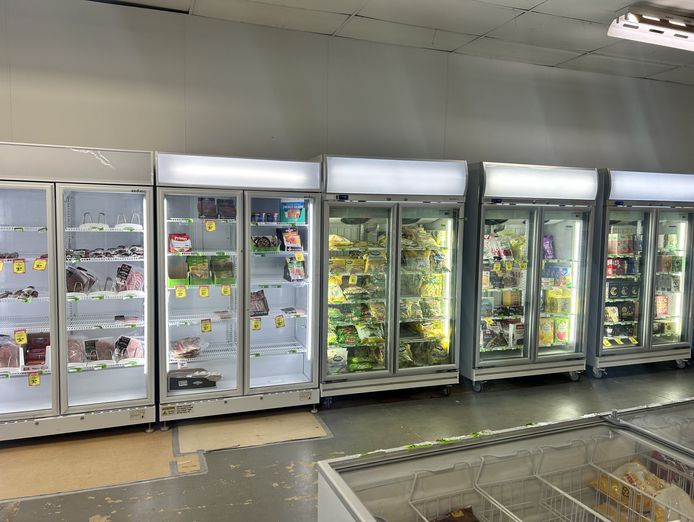 supermarket-business-with-limited-competition-7