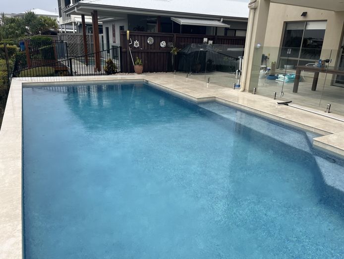 swimming-pool-construction-0