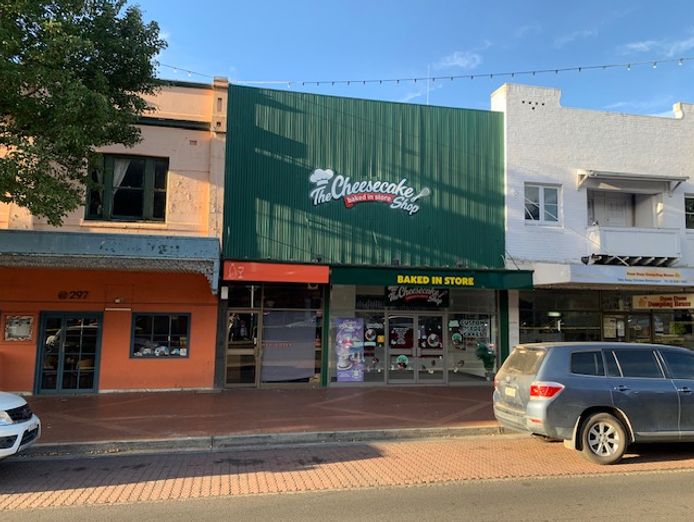 the-cheesecake-shop-orange-nsw-prime-business-opportunity-on-high-0