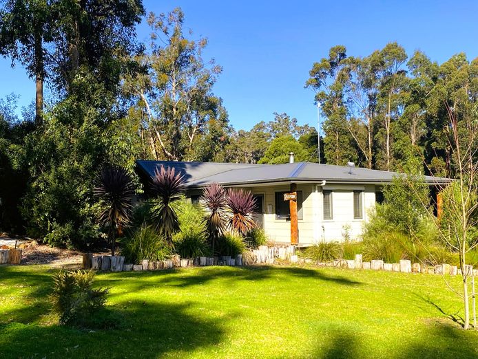 freehold-chalet-accommodation-lifestyle-business-and-property-south-west-wa-6