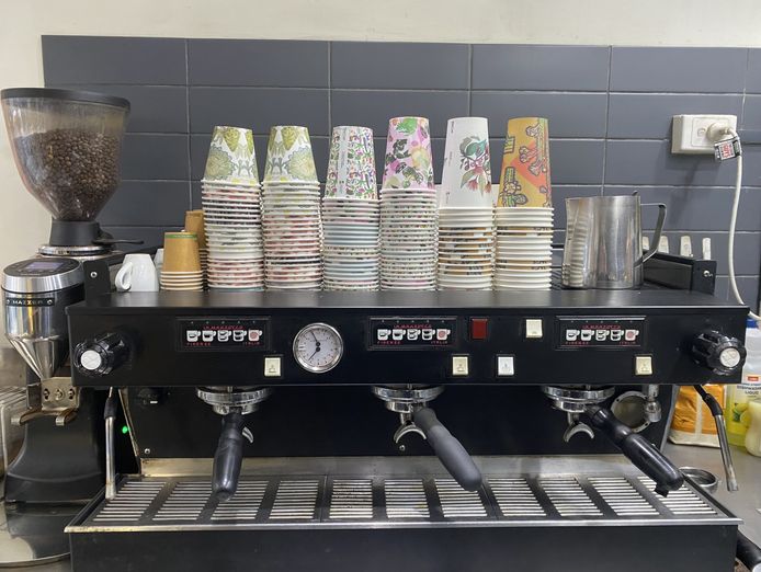 popular-central-cbd-cafe-0