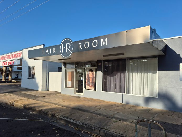 established-hair-salon-for-sale-0
