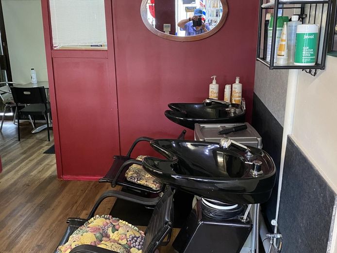 Thriving Men's Hairdresser / Barber Business in North Eastern Suburbs