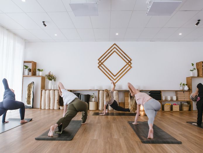turnkey-yoga-studio-in-prime-coastal-location-ready-to-flow-1
