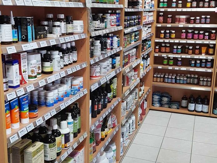 owner-operator-retail-supplement-store-5