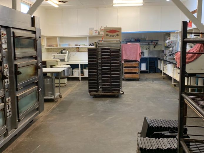 freehold-bakery-cafe-and-house-for-sale-7