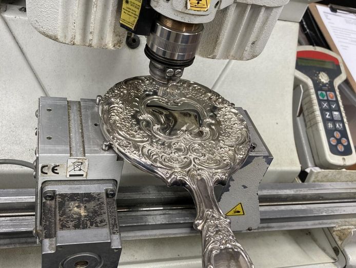 trophy-engraving-amp-gift-shop-3