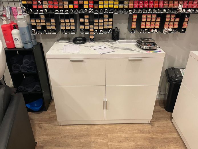 busy-and-beautiful-hairdressing-salon-that-has-consistently-grown-over-the-years-3