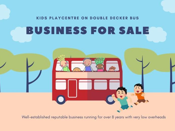 mobile-playcentre-on-wheels-on-double-decker-bus-0