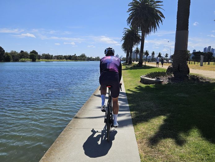 established-st-kilda-bicycle-business-for-sale-full-workshop-website-amp-0