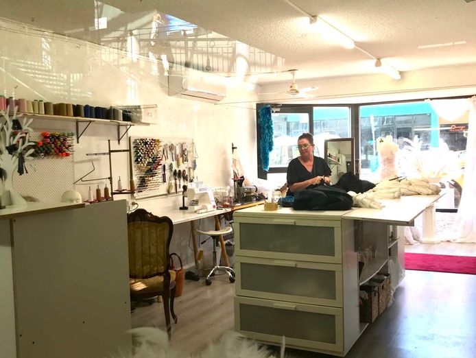 successful-clothing-alterations-business-1