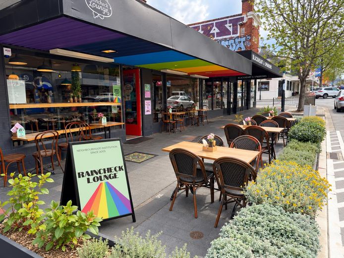 raincheck-lounge-established-north-hobart-caf-233-20-years-trading-0
