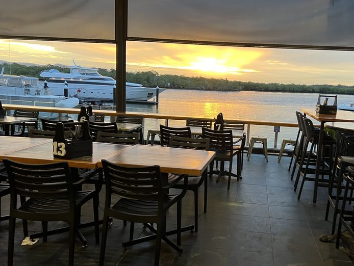 waterfront-long-standing-modern-restaurant-1